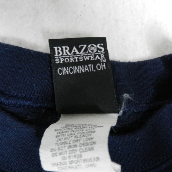 VINTAGE Disney Mickey Unlimited Sweater Size XL Brazos Amigos Goofy Brazos Y2K - Picture 3 of 10